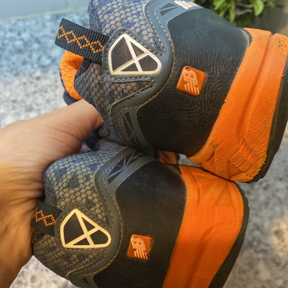 New Balance Trail shoes mens size 8 4E hiking sport - Picture 9 of 11